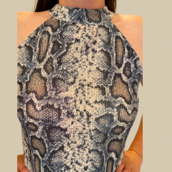 NWT Shimmering Sequined Snake Print Halter Tank Top - Picture 7 of 9